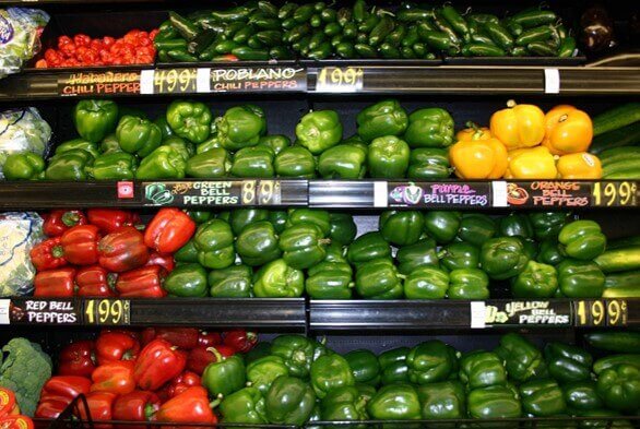 Pimientos inocuos en el mercado